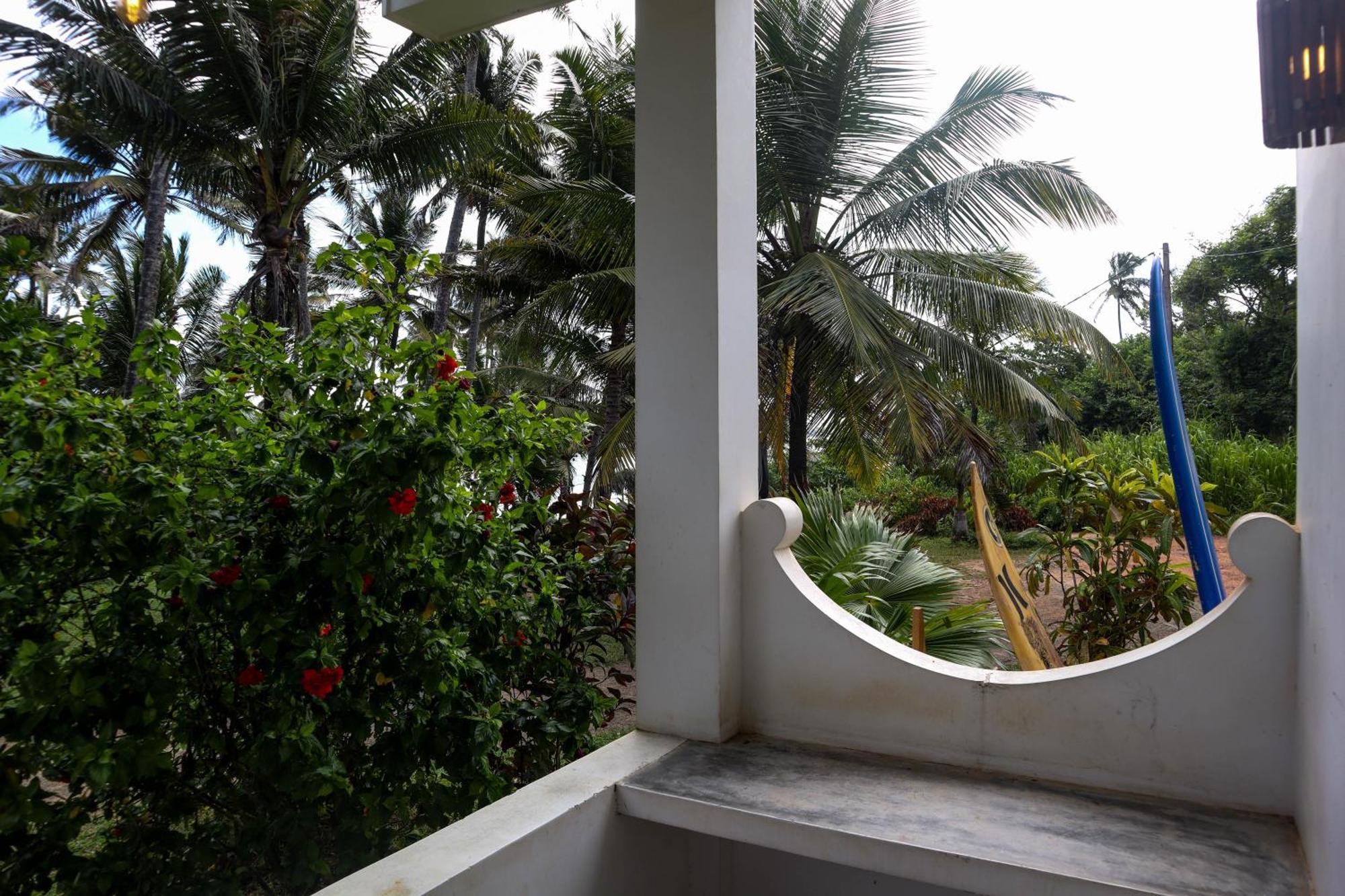 Singhe House Hotell Dikwella Eksteriør bilde