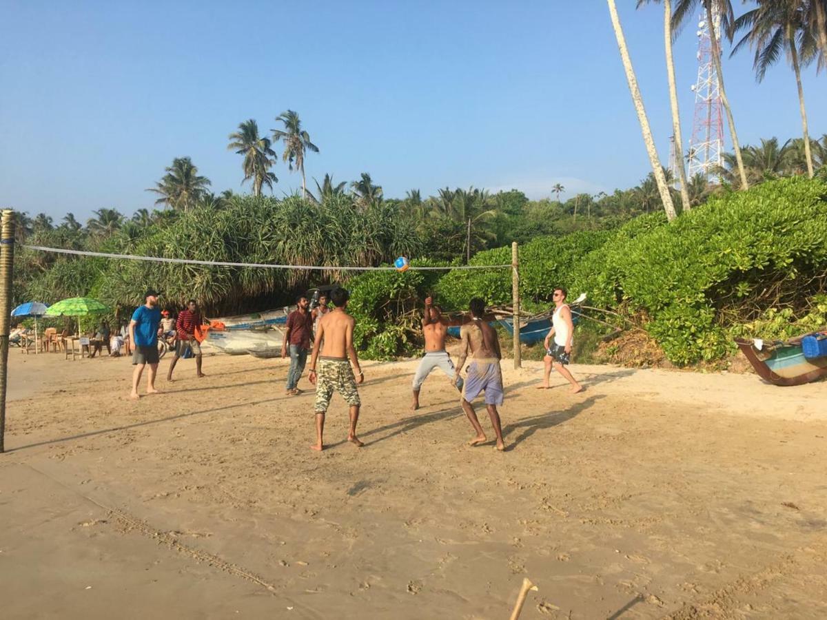 Singhe House Hotell Dikwella Eksteriør bilde